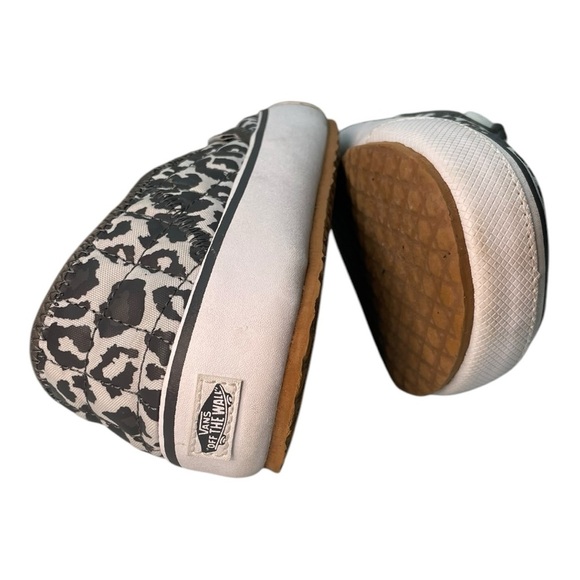 Vans Slip- er 2 Slip-on Comfort Shoes "Snow Leopard" Size Youth 3 - Picture 13 of 15